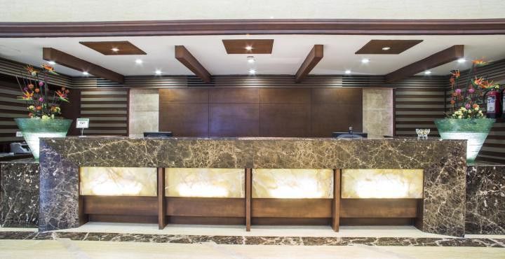 Hotel Royal Cliff Κανπούρ Εξωτερικό φωτογραφία