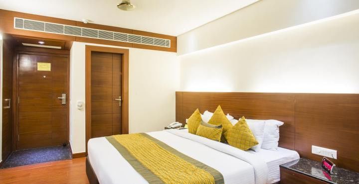Hotel Royal Cliff Κανπούρ Εξωτερικό φωτογραφία