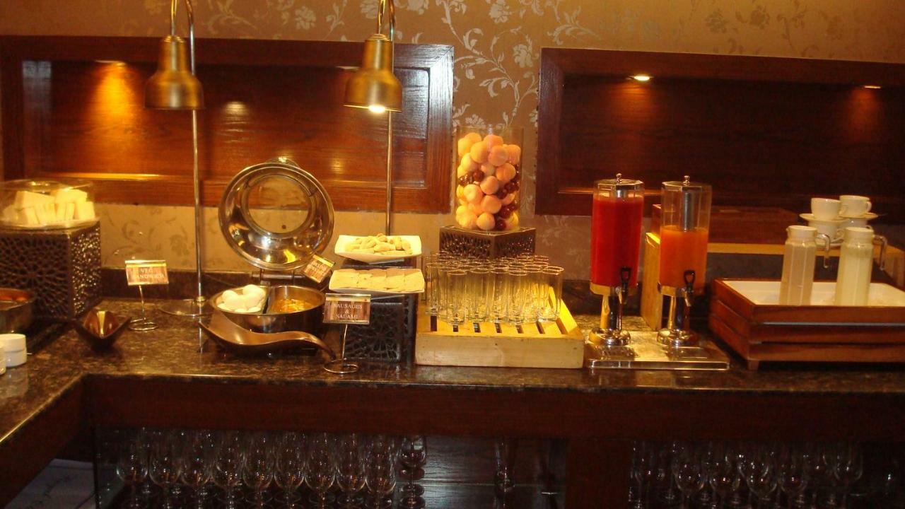 Hotel Royal Cliff Κανπούρ Εξωτερικό φωτογραφία